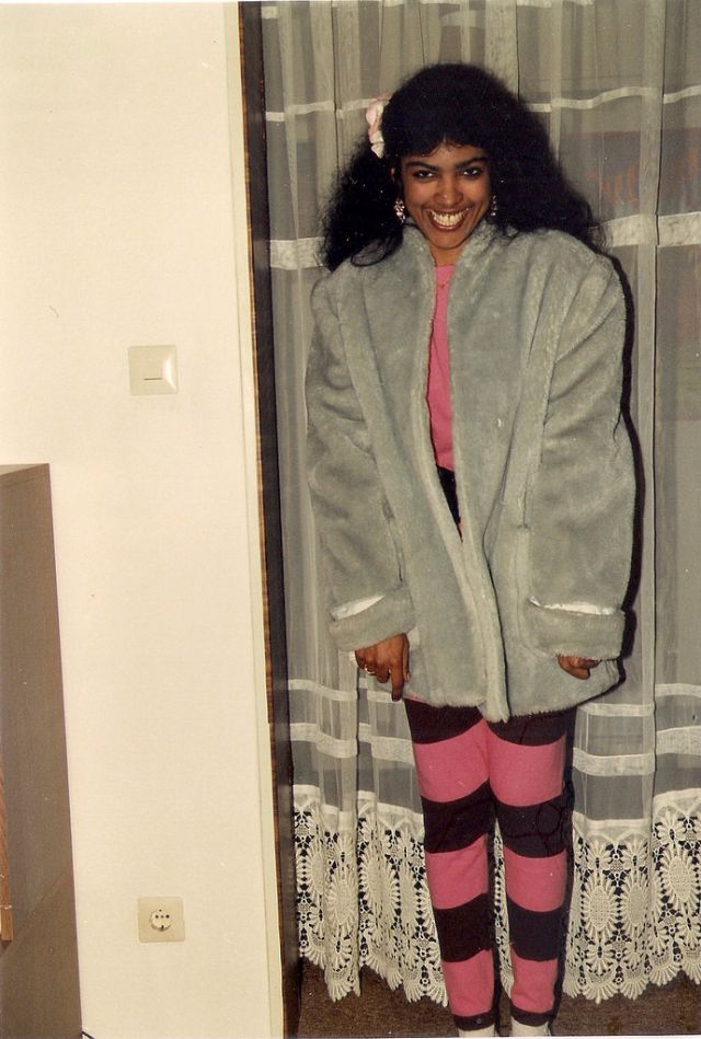 Leggings The Huge Fashion Trend of Women in the 1980s Vintage